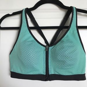 NWOT Victoria’s Secret Sport Bra